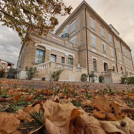 Villa Contessina Cossignano Buitenkant foto