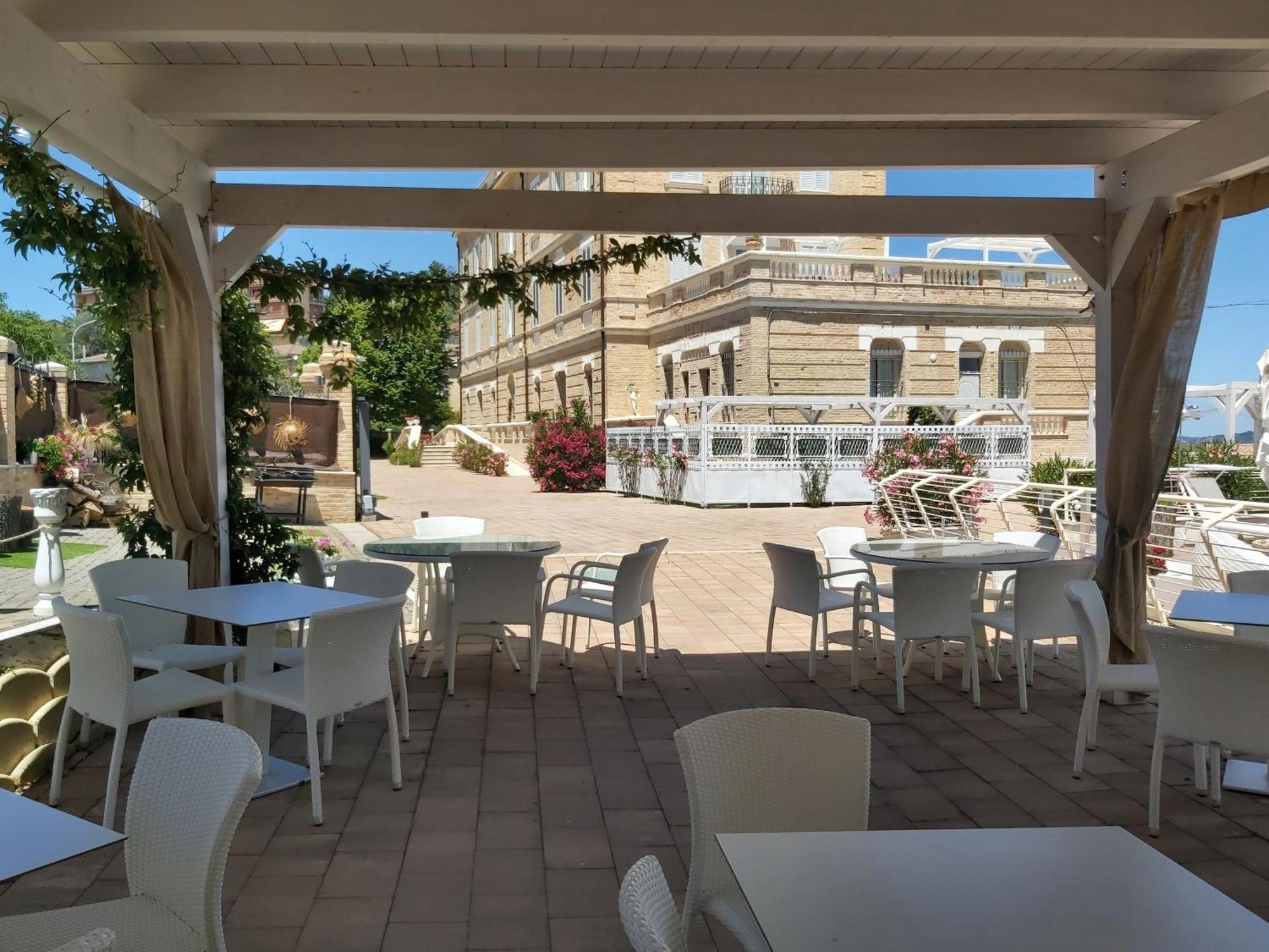 Villa Contessina Cossignano Buitenkant foto