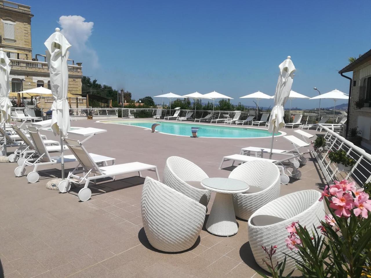 Villa Contessina Cossignano Buitenkant foto